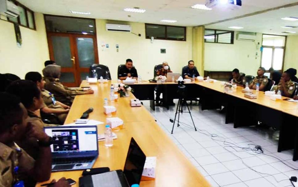 Penyuluhan hukum agraria di KBN Marunda. -KI/001-